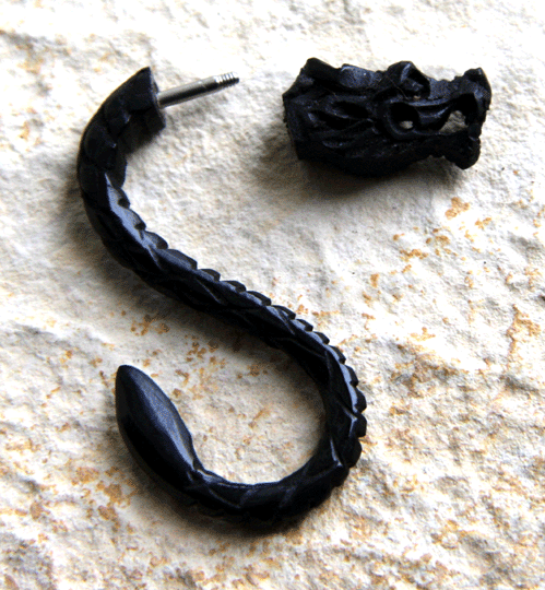 FAKE Drache Horn schwarz dragon