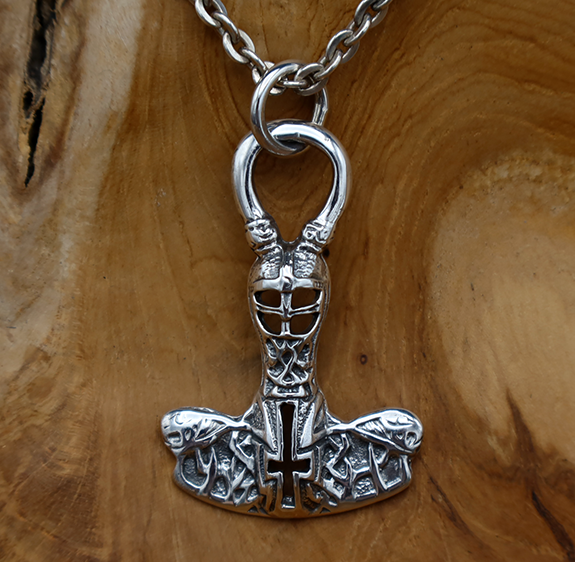 Thors Hammer umgedrehtes Kreuz